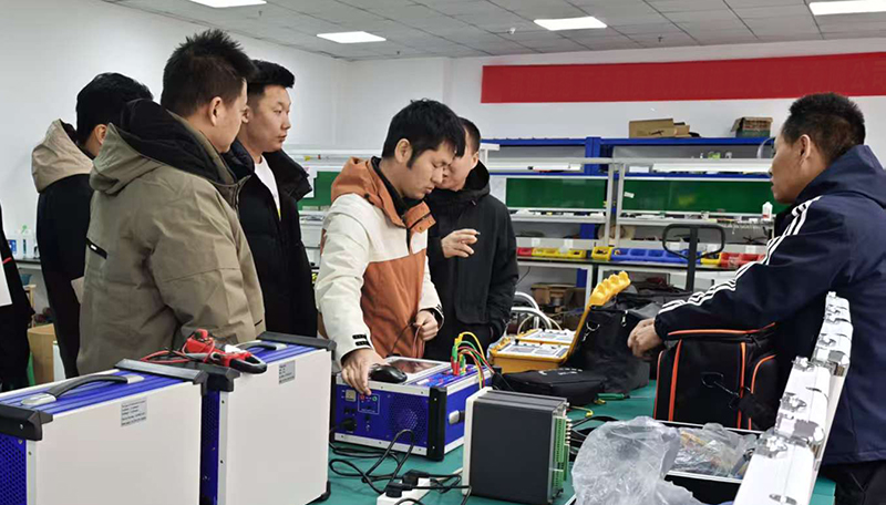 上海客戶專程到訪雷科電力開展繼保與變壓器測(cè)試技術(shù)研學(xué)